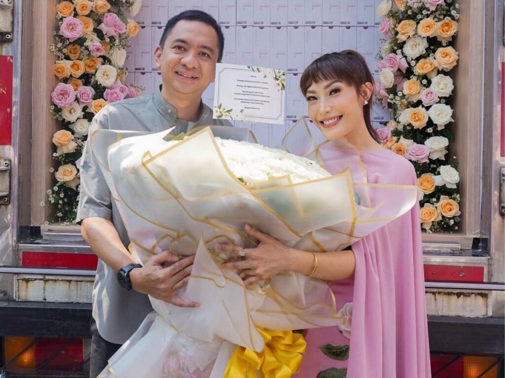 Regi Datau Bantah Isu Miring Rumah Tangga Bersama Ayu Dewi