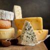 Membandingkan Kandungan Gizi Keju Mozzarella Cheddar dan Parmesan