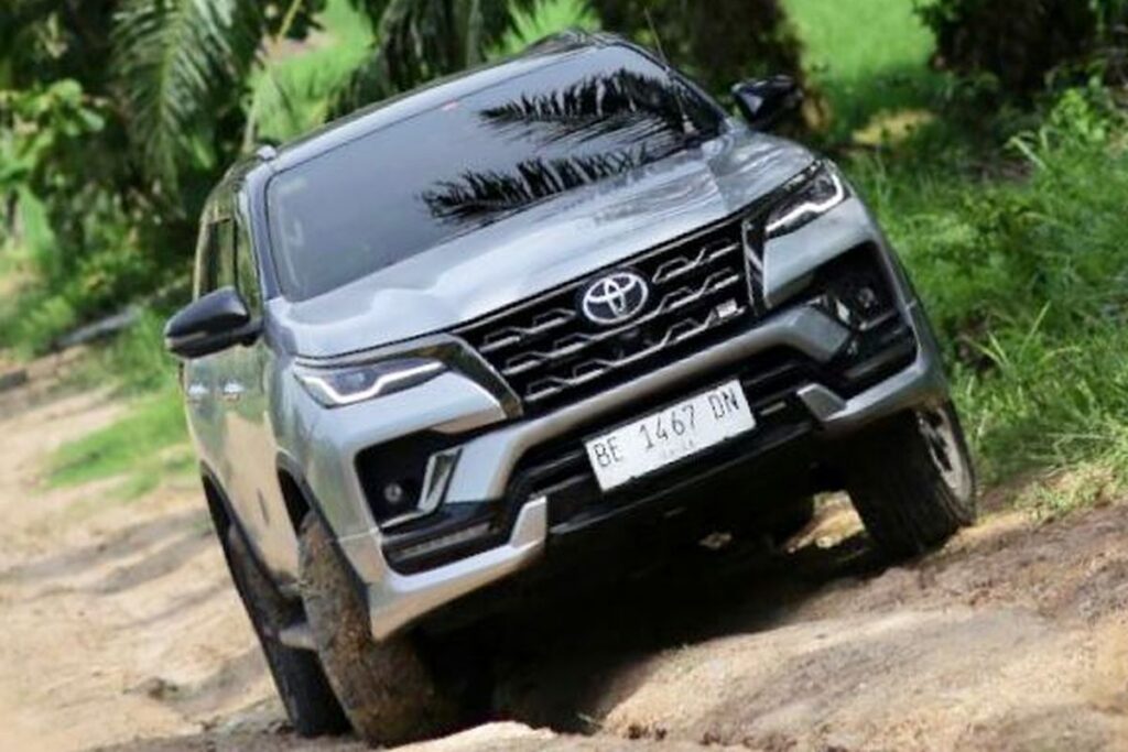 10 SUV Ladder Frame Murah yang Layak Dibeli Mulai Rp120 Jutaan