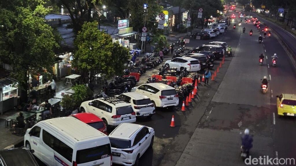 Dishub DKI Jakarta Terapkan Parkir On The Street Cawang