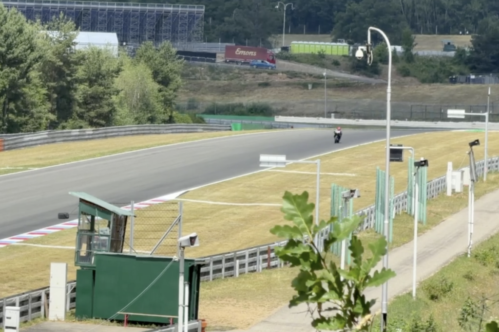 Pembalap MotoGP Uji Coba Ban Pirelli dan Motor 850cc di Brno