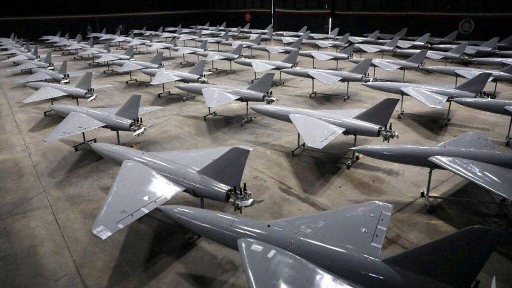 Militer AS Tembak Jatuh Dua Drone Iran di Selat Hormuz