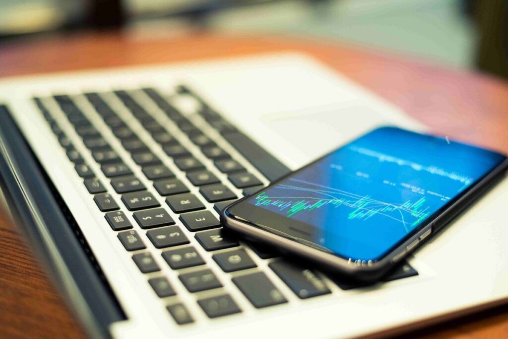 IHSG Ditutup Melonjak 7,57 Persen ke Level 5.746,65