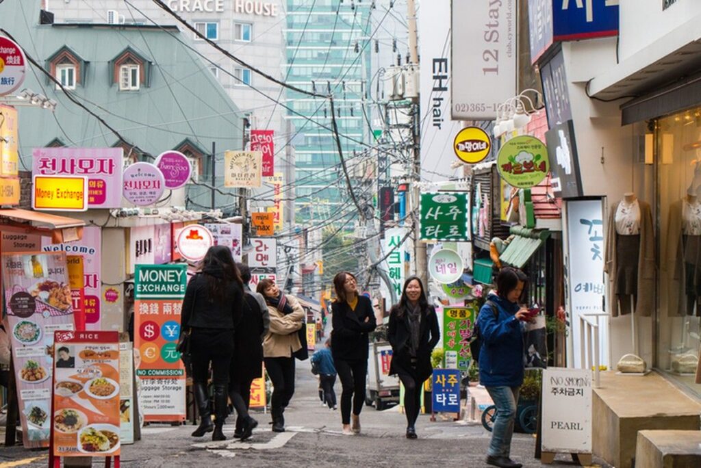 Bank Sentral Korea Selatan Peringatkan Lonjakan Bonus Pekerja Teknologi Picu Inflasi