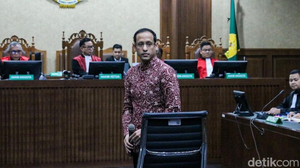 Nadiem Makarim Bacakan Pleidoi Kasus Korupsi Laptop Chromebook