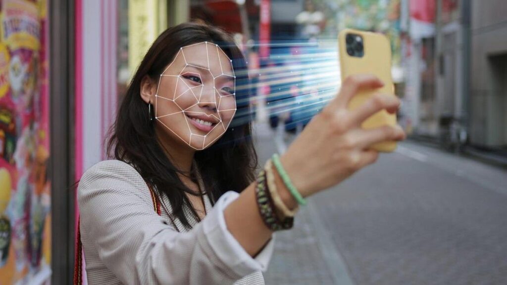 Komdigi Wajibkan Registrasi SIM Card Baru Pakai Pengenalan Wajah