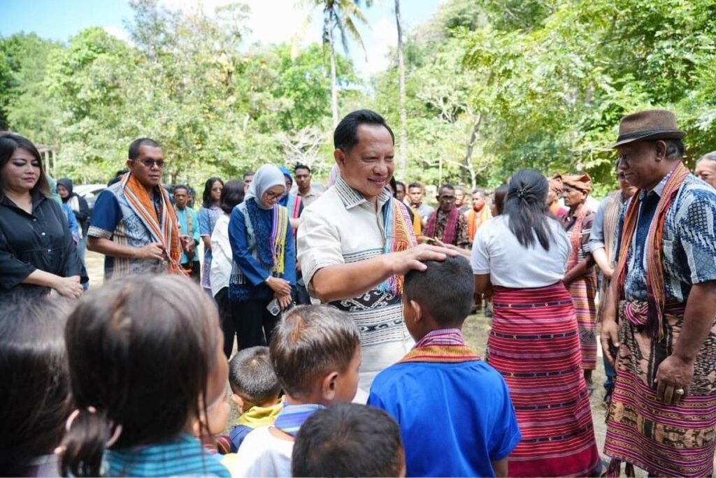 Mendagri Apresiasi Pelestarian Budaya Desa Adat Matabesi