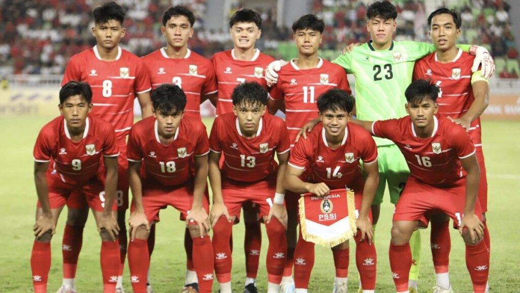 Nova Arianto Rombak Formasi Timnas Indonesia Hadapi Australia