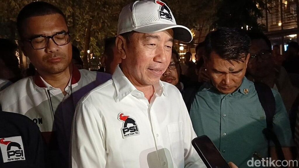 Joko Widodo Memberi Sinyal Posisi Keanggotaan di Partai Solidaritas Indonesia