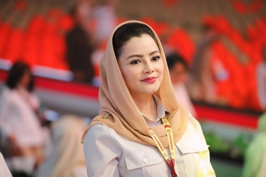 Novita Wijayanti Kawal Proyek Tanggul Sungai Cikawung Rp11 Miliar