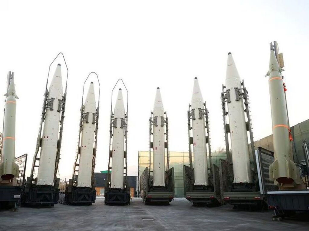 Iran Serang Target Militer Amerika Serikat di Timur Tengah