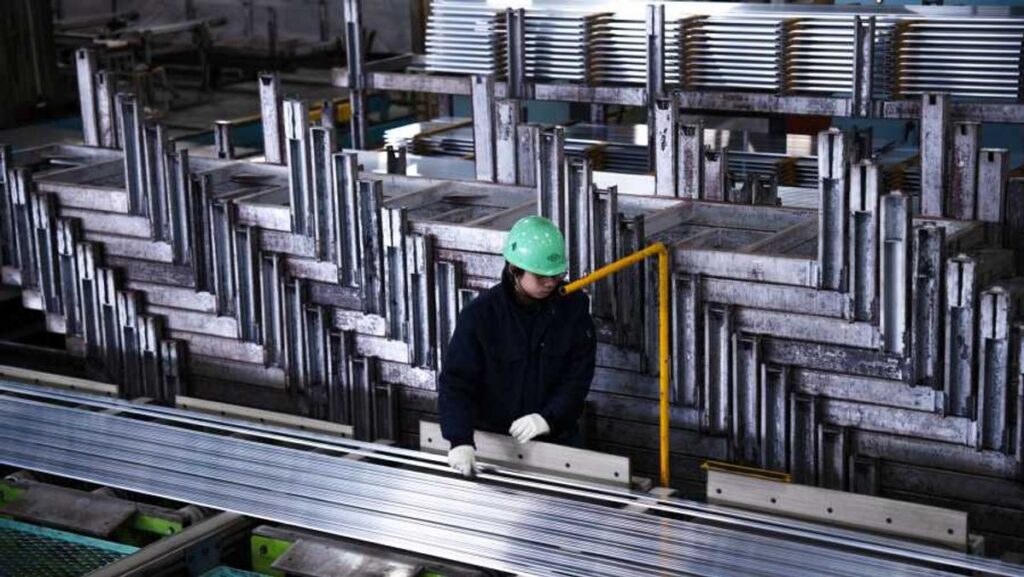 Harga Logam Dasar LME Merosot Akibat Konflik Timur Tengah