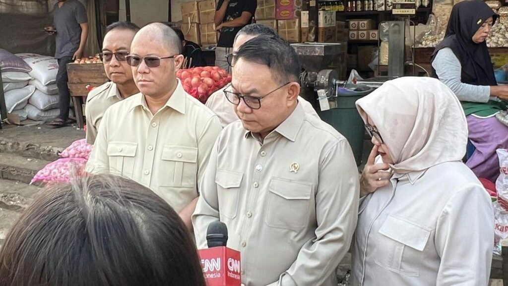 KSP Dudung Pastikan Pasokan Pangan Aman Saat Sidak Pasar Jakarta