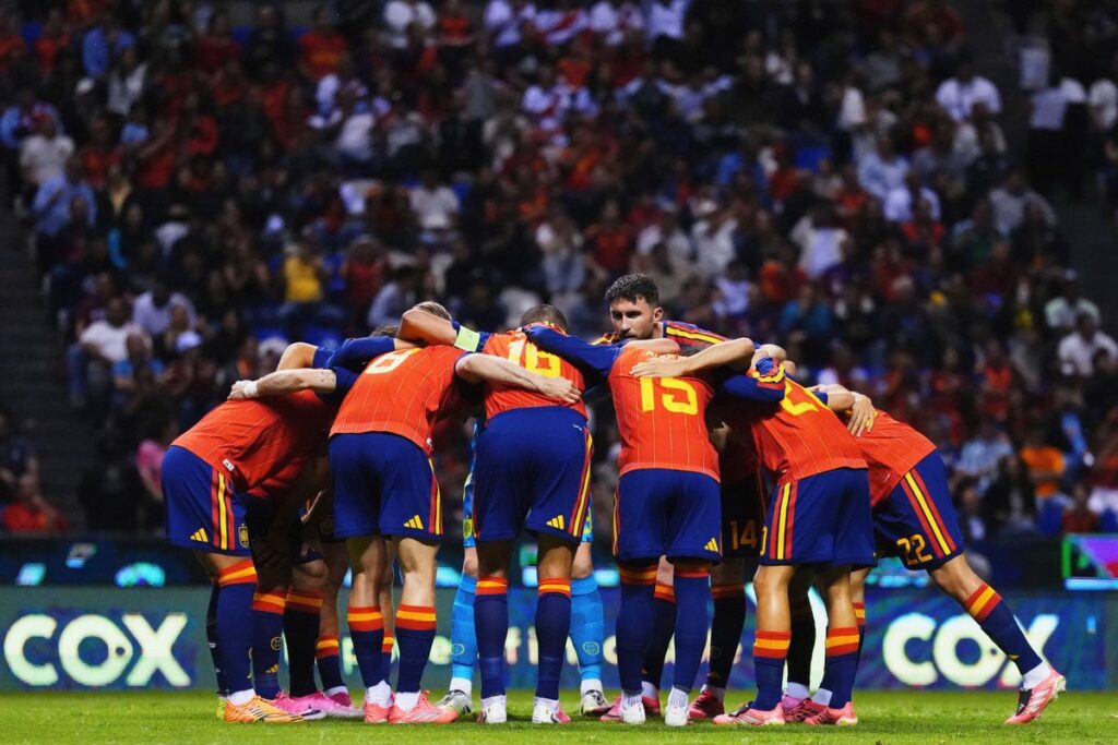 Warga Puebla Padati Laga Uji Coba Spanyol Kontra Peru