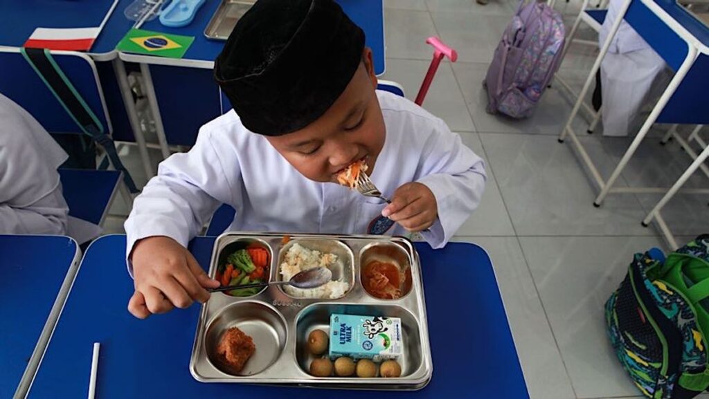 Pemerintah Kurangi Anggaran Program Makan Bergizi Gratis Tahun 2026