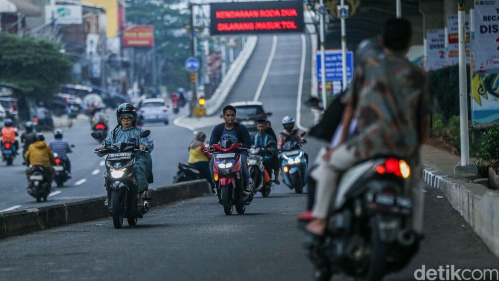 Awas Menolak Jalur Melawan Arus Bisa Dibui dan Denda Belasan Juta