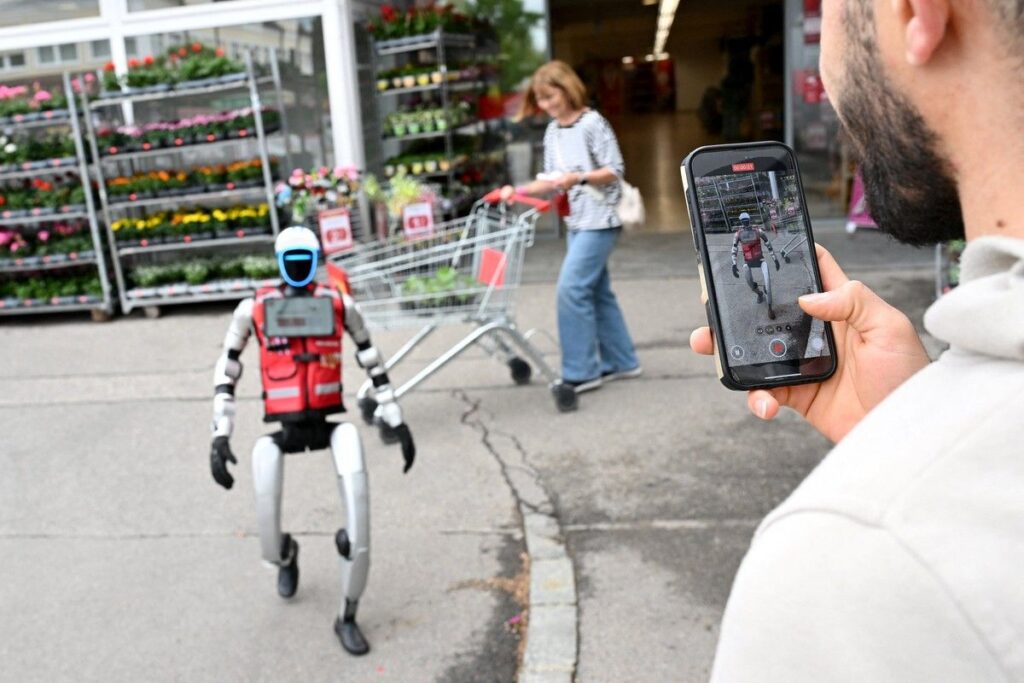 Masayoshi Son Sebut Robot Humanoid Bakal Lahirkan Perusahaan Triliunan Dolar