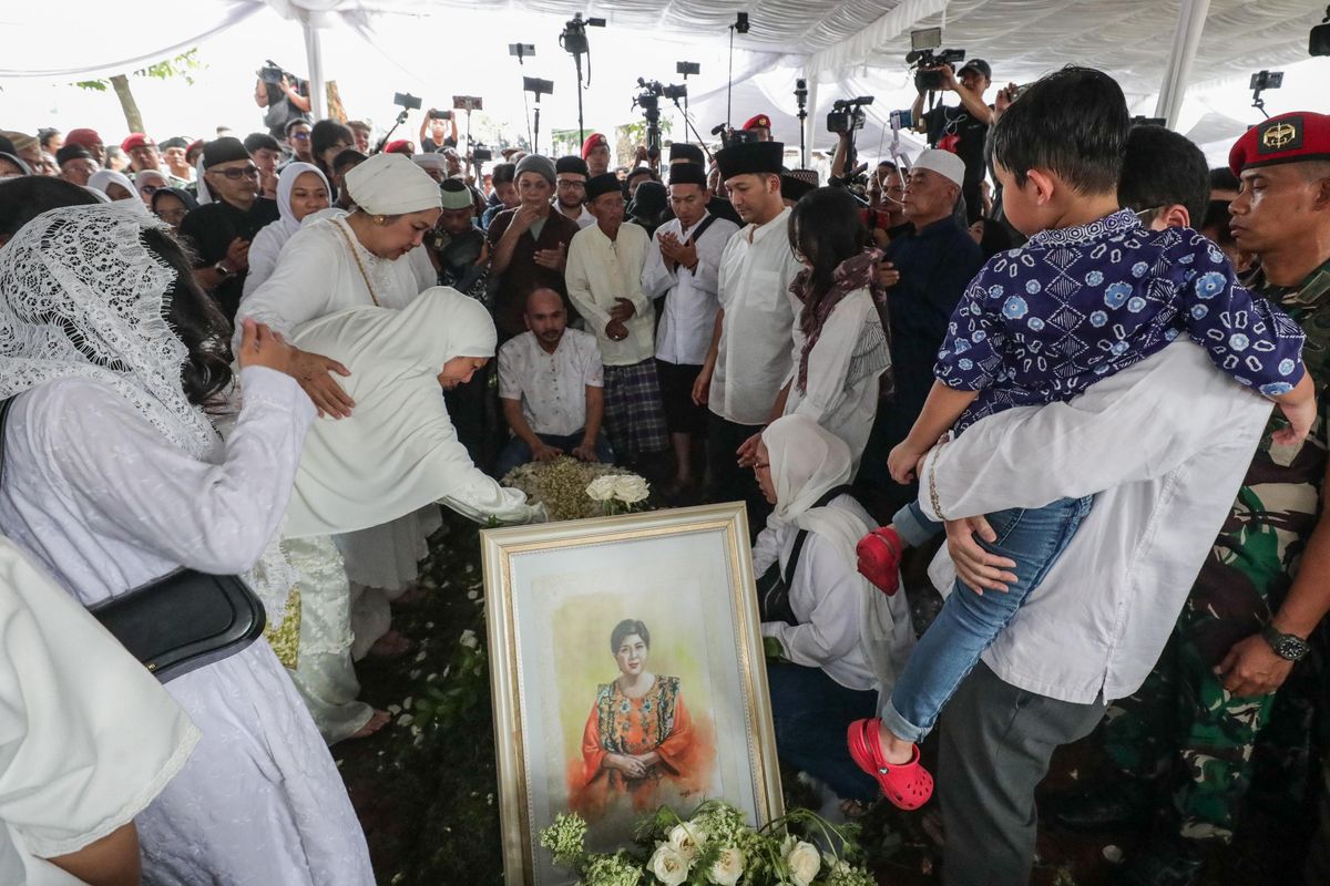 Keluarga AS dan Kanada Umumkan Jadwal Pemakaman Dua Tokoh Veteran