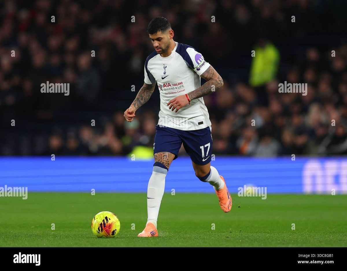 Cristian Romero Memutuskan Bertahan di Tottenham Hotspur