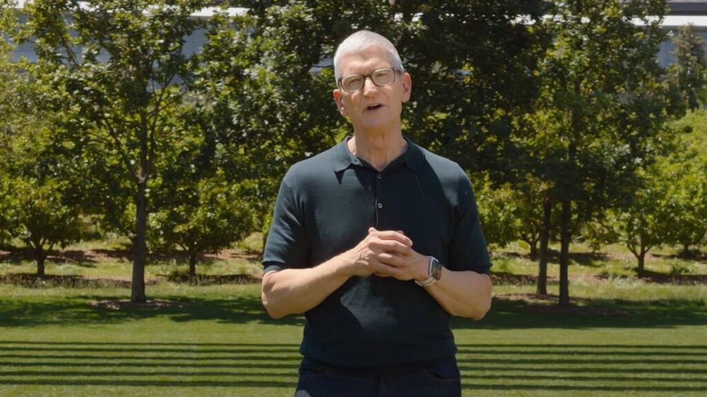 Tim Cook Sampaikan Pesan Emosional di WWDC 2026 Menjelang Lengser