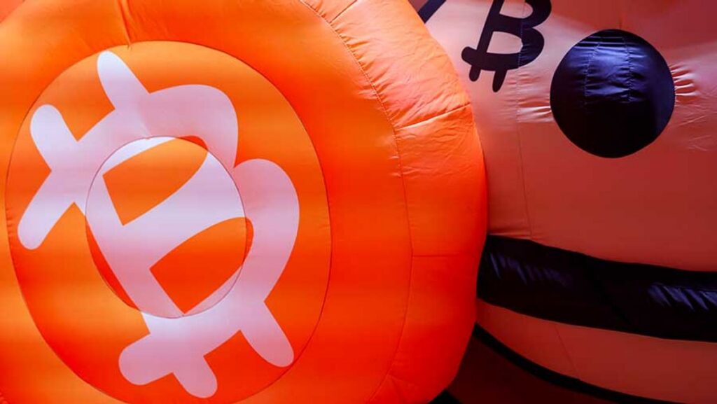 Harga Bitcoin Anjlok ke Level Terendah Akibat Tekanan Likuidasi