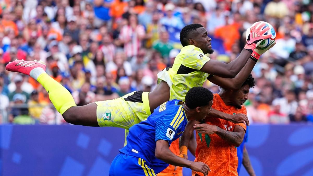 Pantai Gading Tekuk Curacao 2-0 dan Lolos ke Babak Gugur