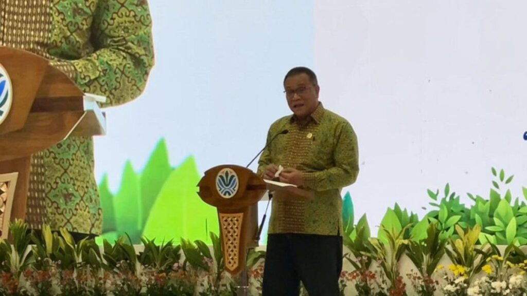 Menteri LH Jumhur Hidayat Desak Pengusaha Terapkan Keberlanjutan Lingkungan