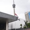 John Godfrey Mundur dari Jabatan Kepala Komisioning SBS Australia