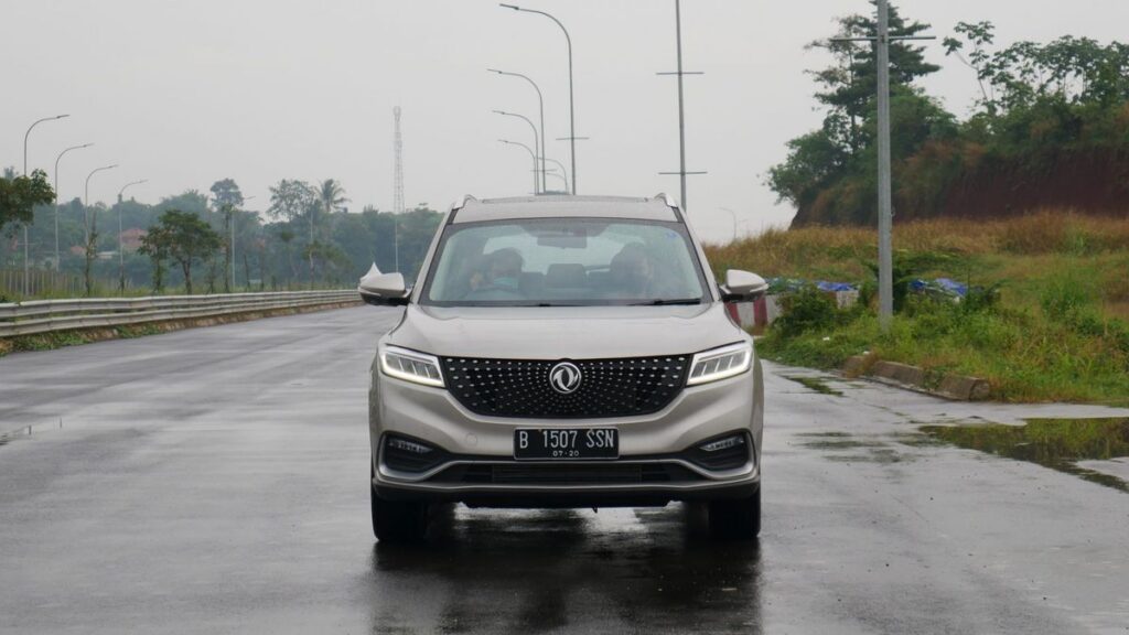 SUV Baru DFSK Menjalani Uji Jalan di Indonesia