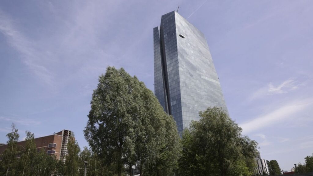 ECB Prediksi Tekanan Inflasi Tetap Kuat di Eropa