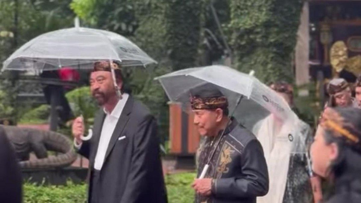 Surya Paloh Kunjungi Kraton Majapahit Jakarta