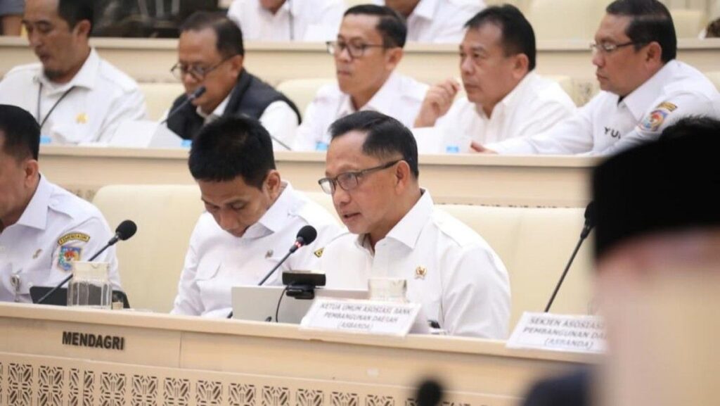 Mendagri Paparkan Tiga Aspek Strategis untuk Sehatkan BUMD