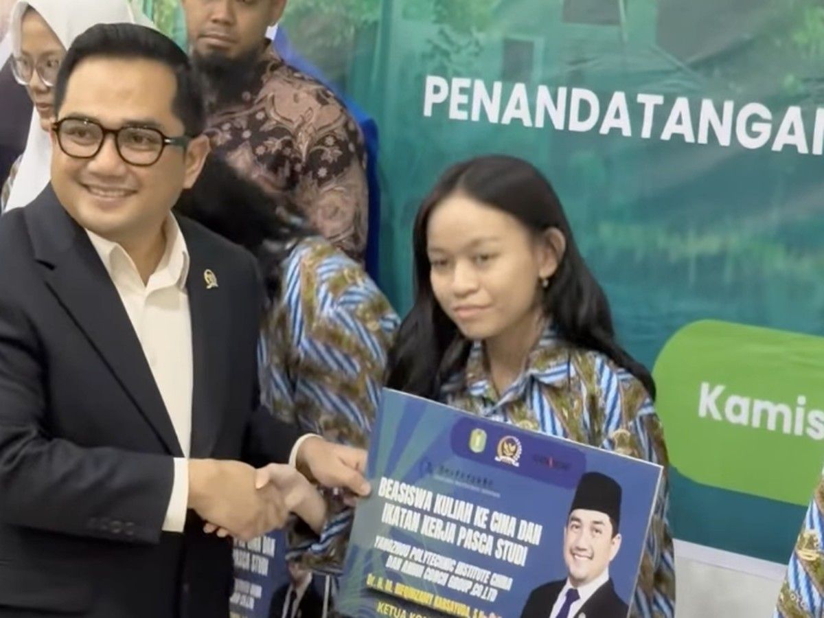 Sepuluh Siswa SMAN 1 Pontianak Raih Beasiswa Kuliah ke China
