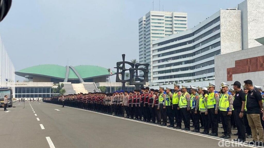 Polda Metro Jaya Siagakan Ribuan Personel Amankan Demo Mahasiswa