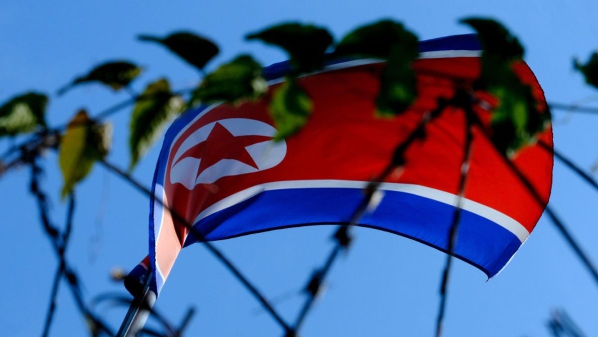 Kim Jong Un Tinjau Stasiun Kereta Resor Pantai Wonsan Kalma