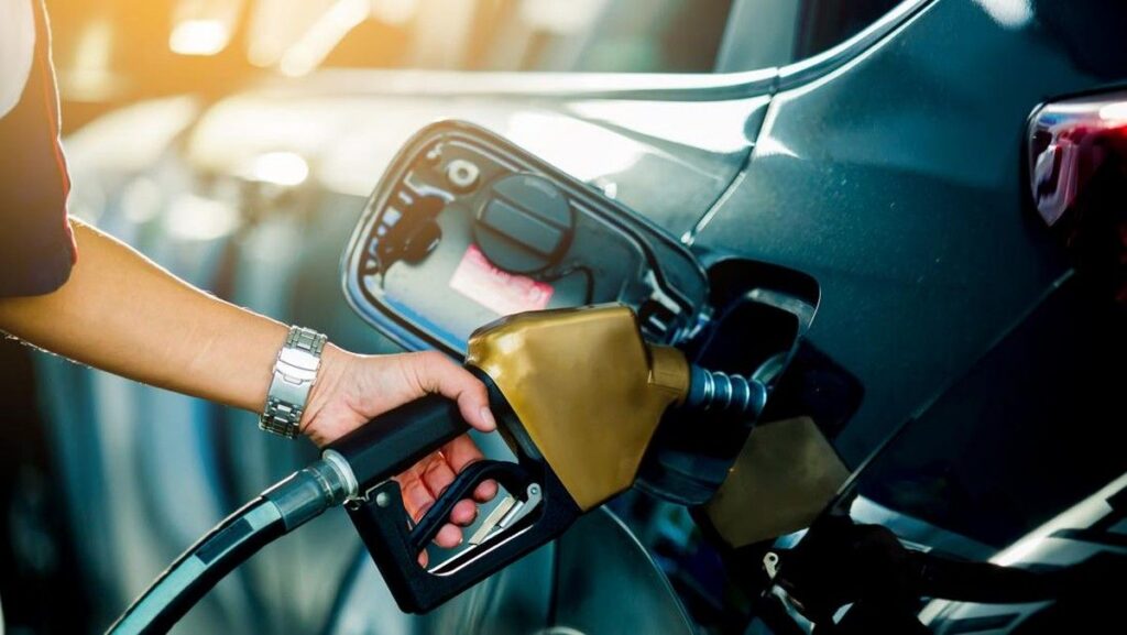 Pertamina Naikkan Harga BBM Pertamax Jadi Rp16.250 Per Liter