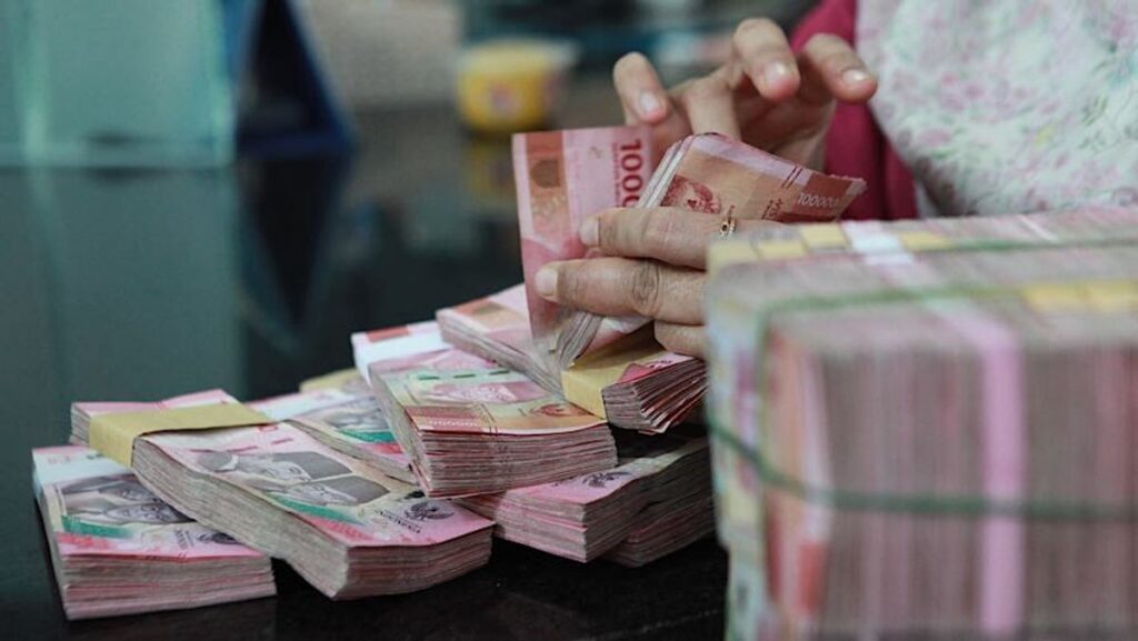 Rupiah Menguat Empat Hari Beruntun Terpicu Penurunan Harga Minyak Dunia