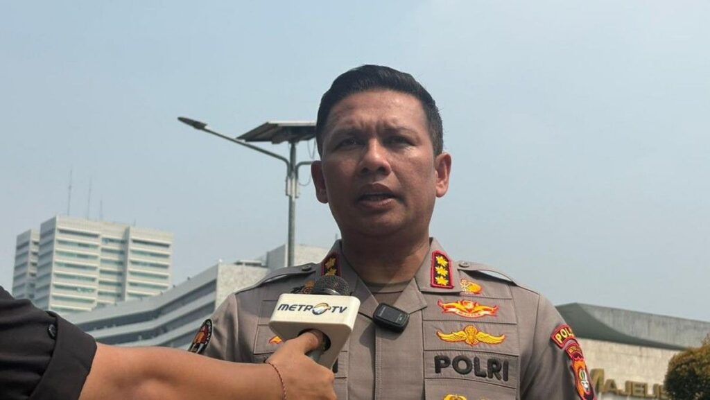 Polisi Tangkap Dua Penyusup Berbom Molotov dalam Demo Mahasiswa di Jakarta