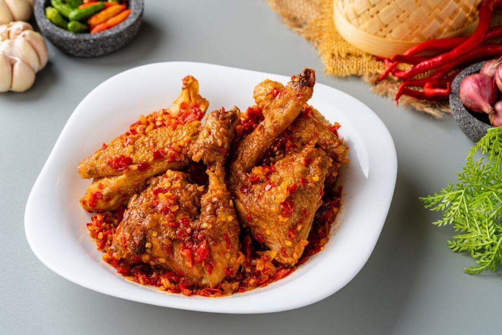 Ibu Baiq Hartini Bagikan Resep Otentik Lombok di Jakarta
