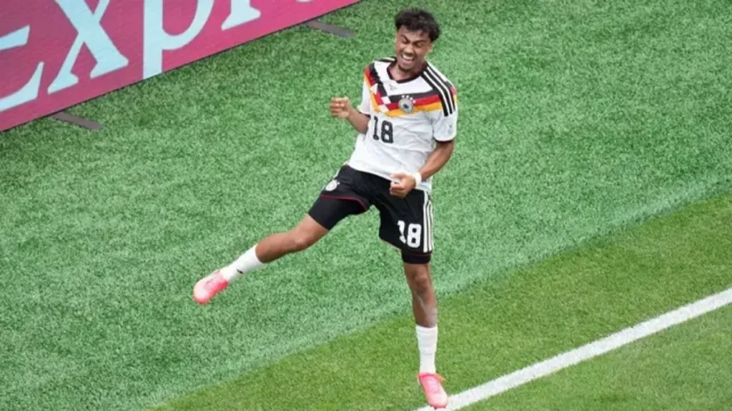 Bayern Munchen Dekati Nathaniel Brown Setelah Tampil Apik di Piala Dunia
