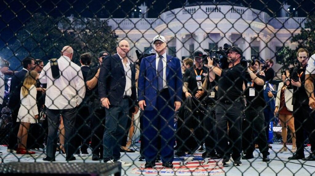 Donald Trump Gelar Pertarungan UFC di Halaman Gedung Putih