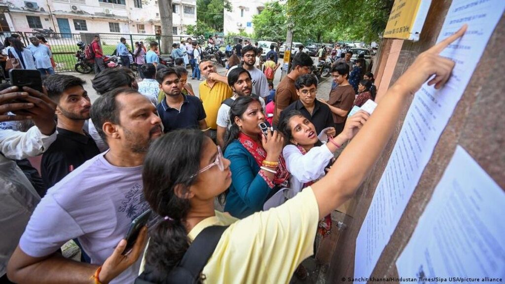 Krisis Kesehatan Mental Pelajar India Memburuk Akibat Pembatalan Ujian Kedokteran NEET