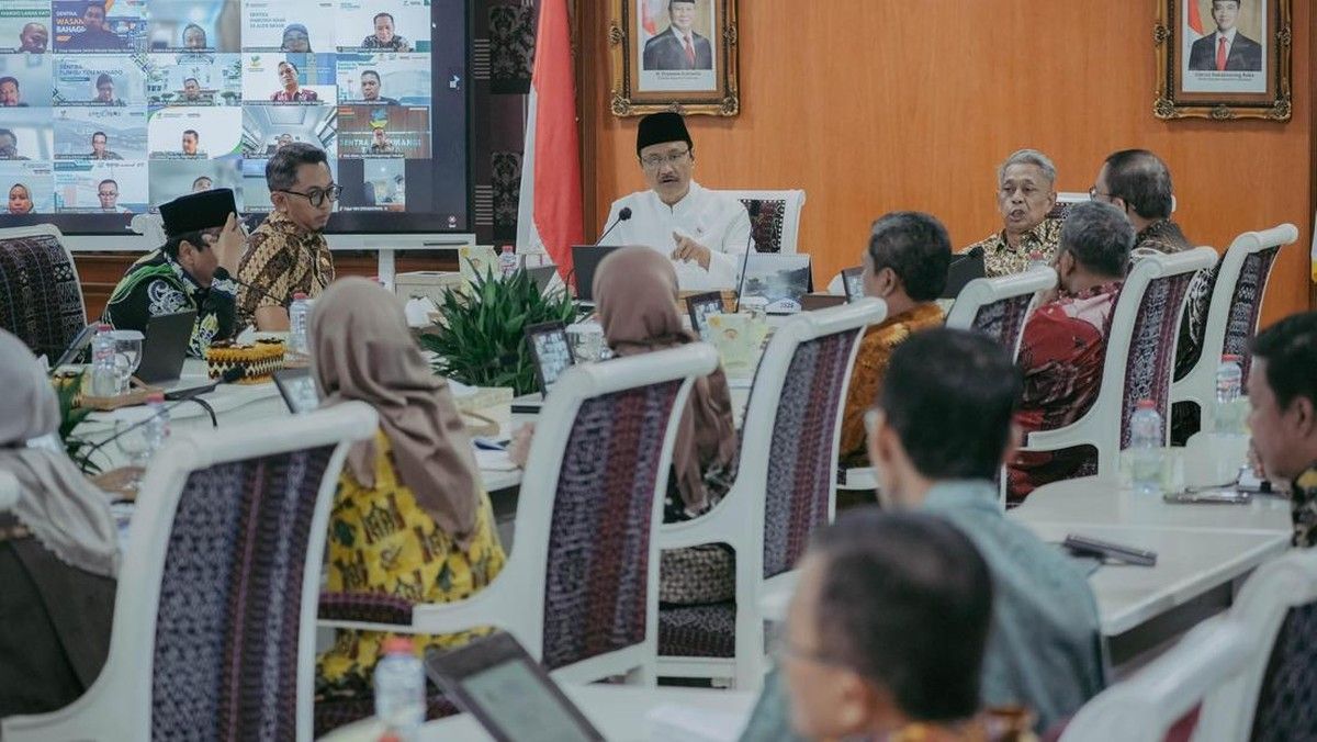 Mensos Tegaskan Tidak Ada Zona Aman Korupsi di Kemensos