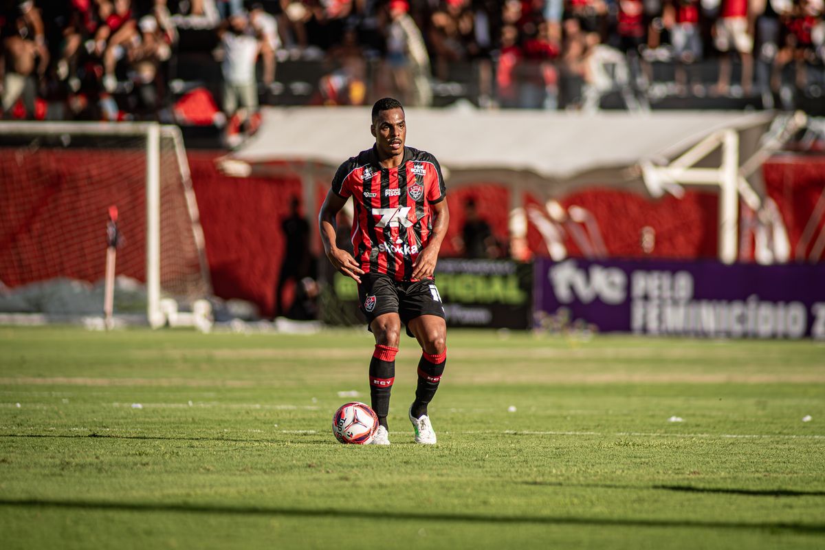 Cedera Punggung Paksa Caíque Gonçalves Keluar dari Final Copa do Nordeste