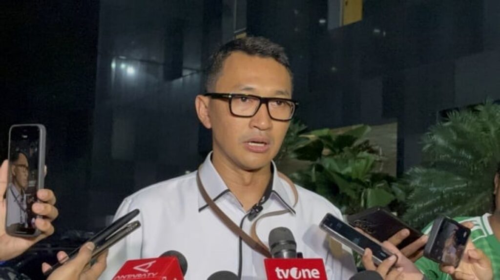 KPK Pertimbangkan Jemput Paksa Fitri Assiddikki Kasus CSR BI OJK