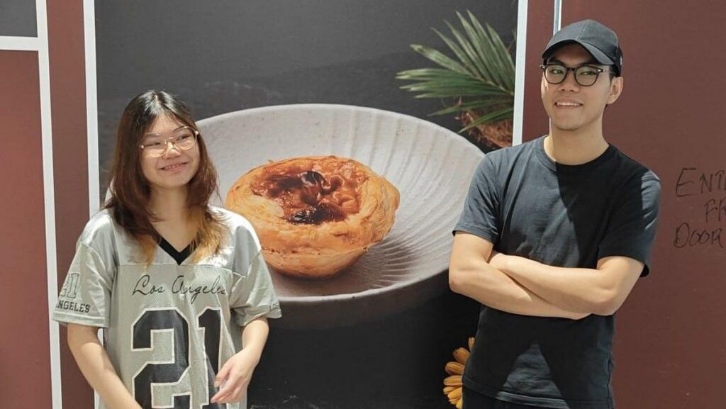 Kisah Dua Remaja Membangkitkan Kembali Toko Egg Tart Legendaris