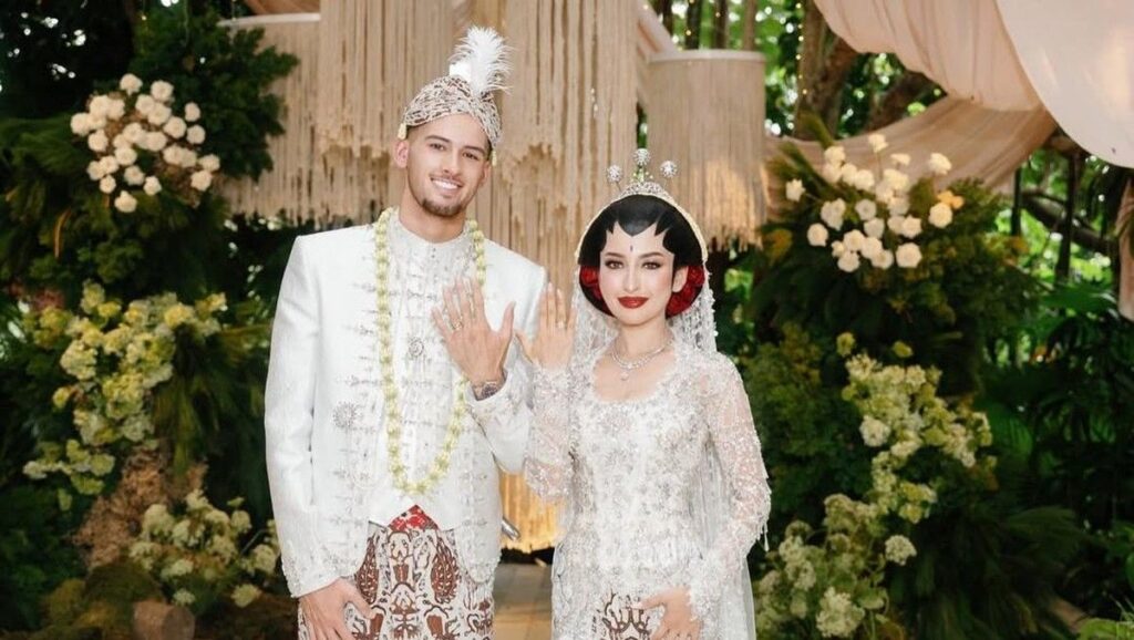 Jennifer Coppen Resmi Menikahi Justin Hubner di Bali
