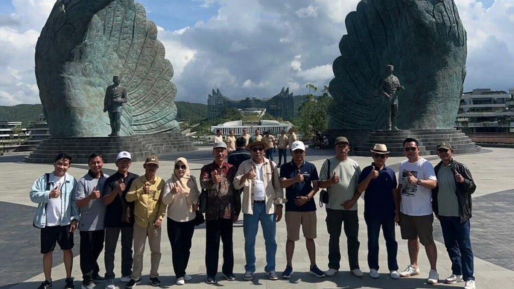 Kagumi Kemegahan IKN, Rombongan Kepala Desa Asal Jombang Gelar Kunjungan