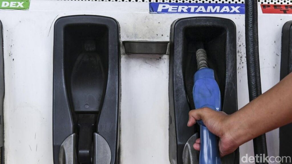 Harga Minyak Dunia Turun, Apakah Harga Pertamax Bakal Ikut Turun?