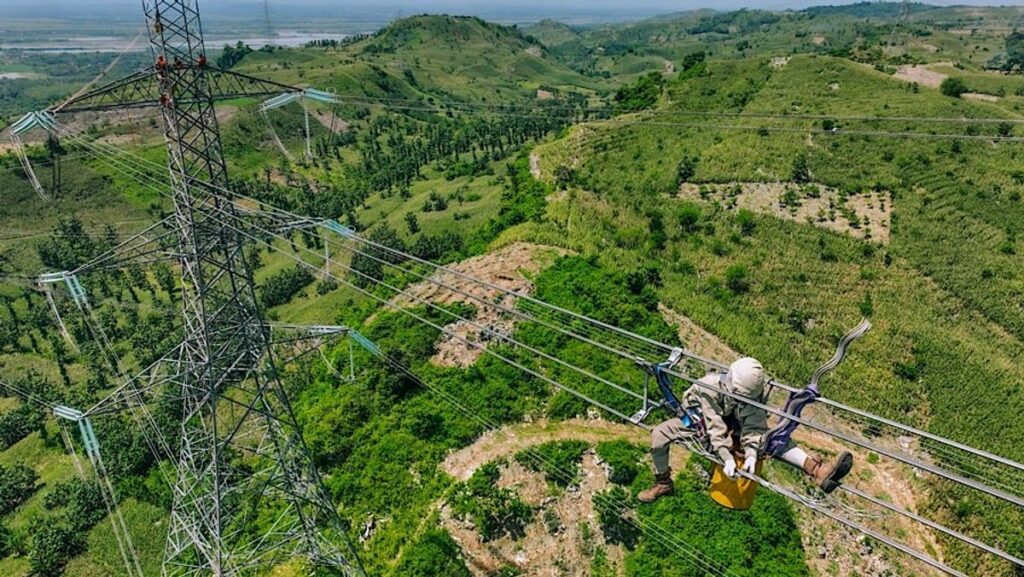 PLN Serahkan 70 Persen Proyek RUPTL ke Pihak Swasta